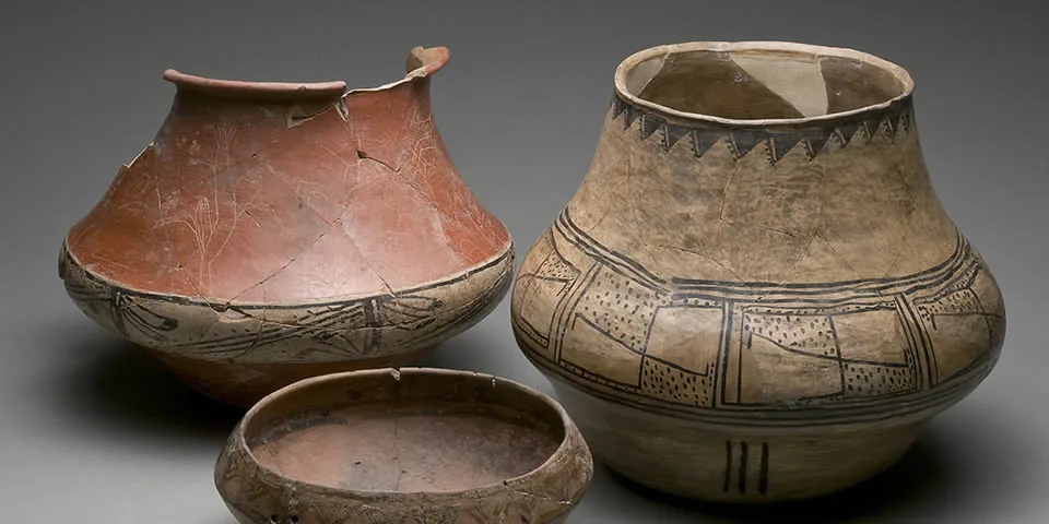 programs-archaeology Old Clay Pots